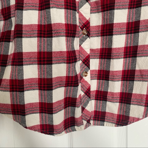 BDG | Boyfriend Fit Red and White Plaid Flannel - Picture 7 of 14